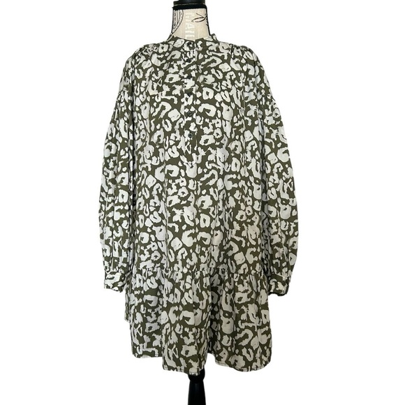 5/$25 Elizabeth and James like new babydoll style dress  size small - Picture 1 of 15